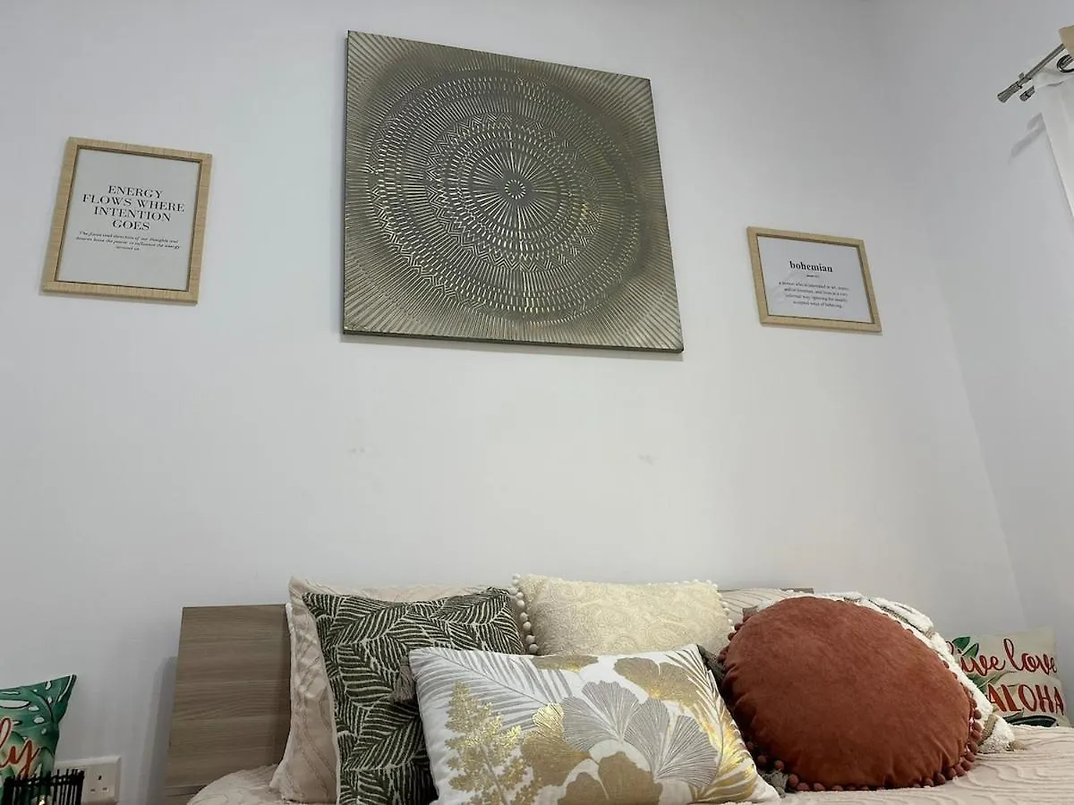 Boho Luxe Terrace - Brand New & Terrace Apartment Saint Julian's 0*,  Malta