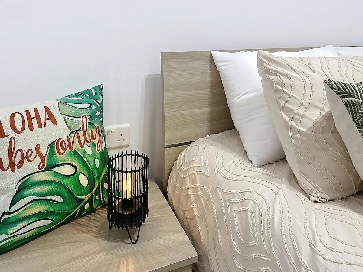 Boho Luxe Terrace - Brand New & Terrace Apartment Saint Julian's