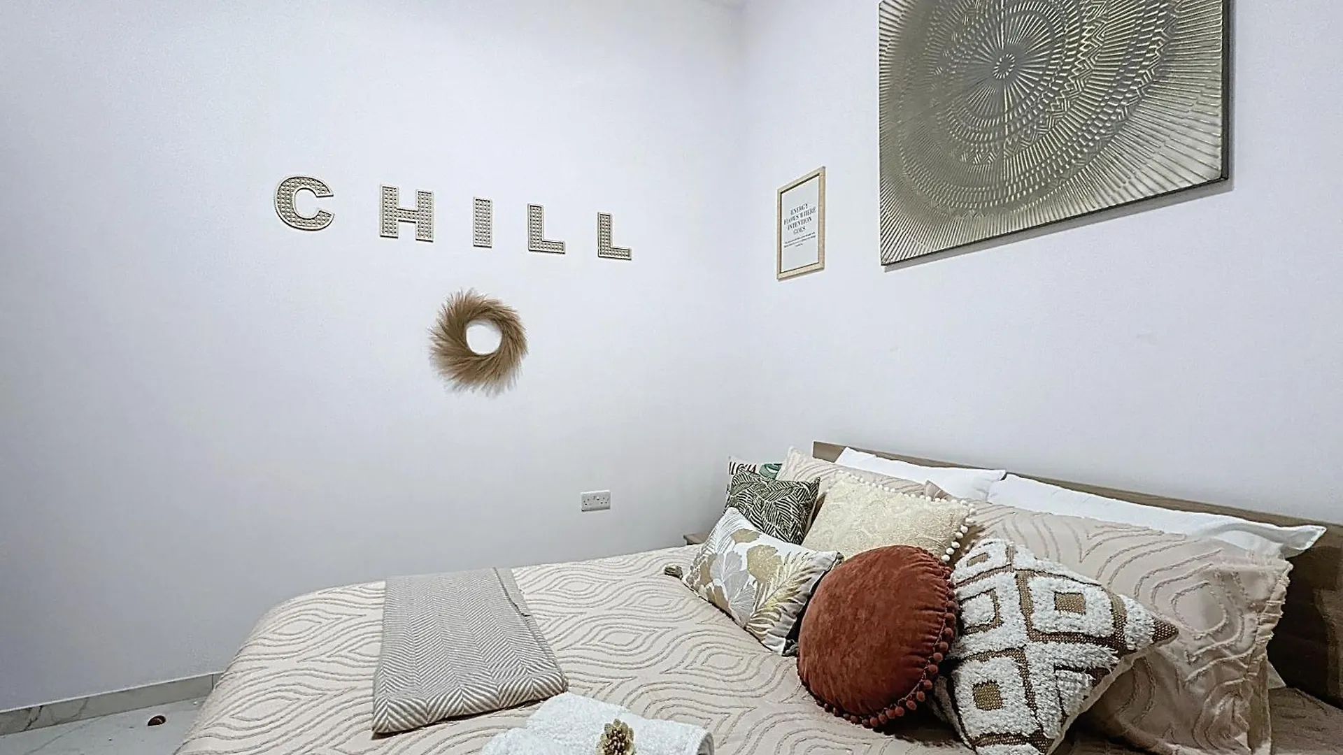 Boho Luxe Terrace - Brand New & Terrace Apartment Saint Julian's