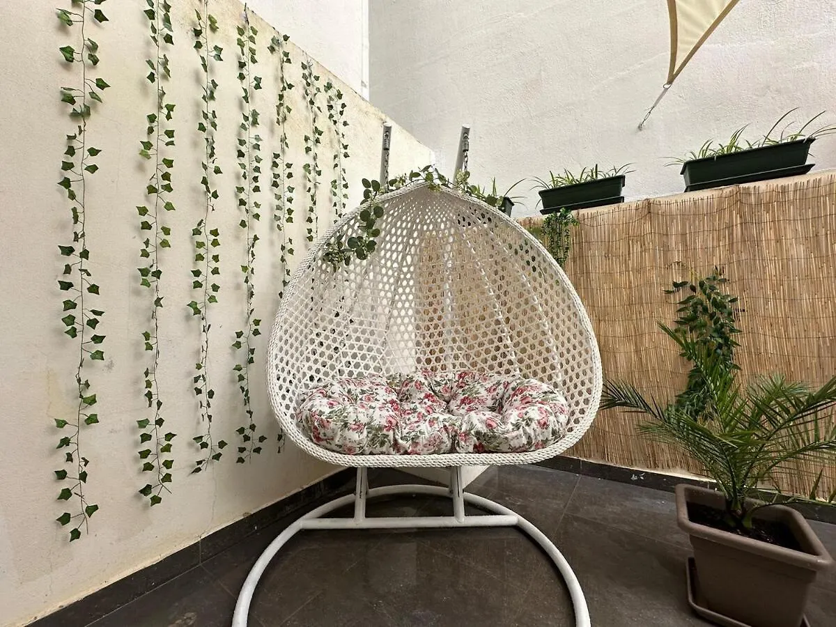 Boho Luxe Terrace - Brand New & Terrace Apartment Saint Julian's
